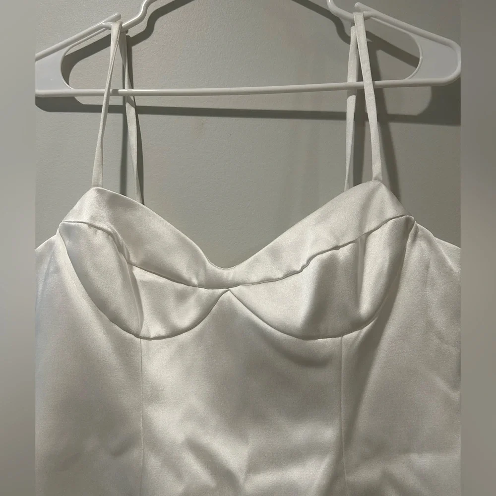 Bardot Marcello Hourglass Mini Dress In Orchid White - Picture 4 of 7